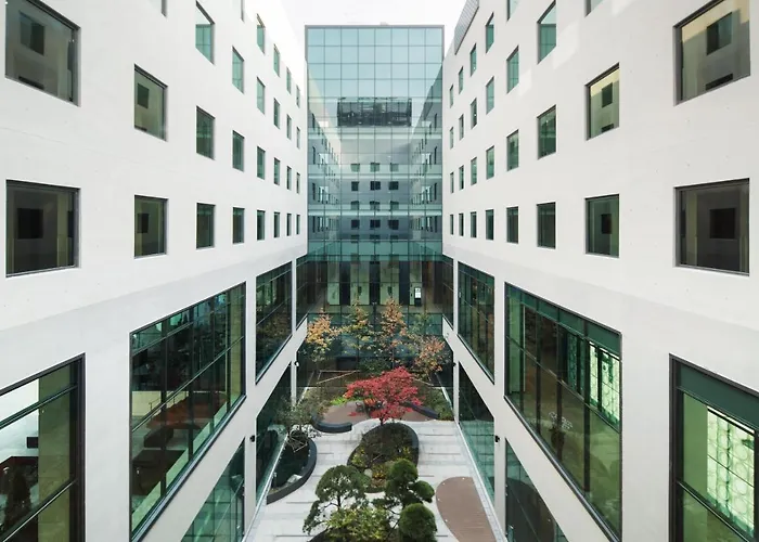 Orakai Cheonggyesan Hotel, Bw Premier Collection ホテル