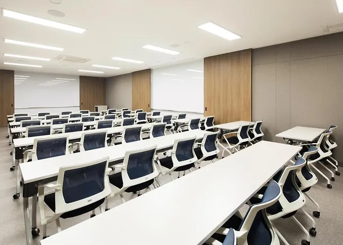 Orakai Cheonggyesan Hotel, Bw Premier Collection 4*