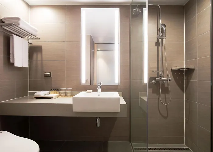 Orakai Cheonggyesan Hotel, Bw Premier Collection Otel 4*