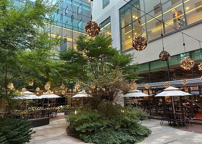 Orakai Cheonggyesan Hotel, Bw Premier Collection 4* ソウル特別市