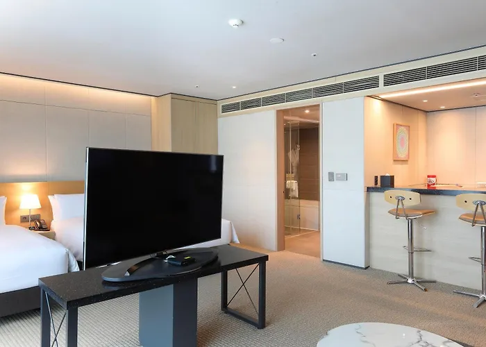 ホテル Orakai Cheonggyesan Hotel, Bw Premier Collection 4*
