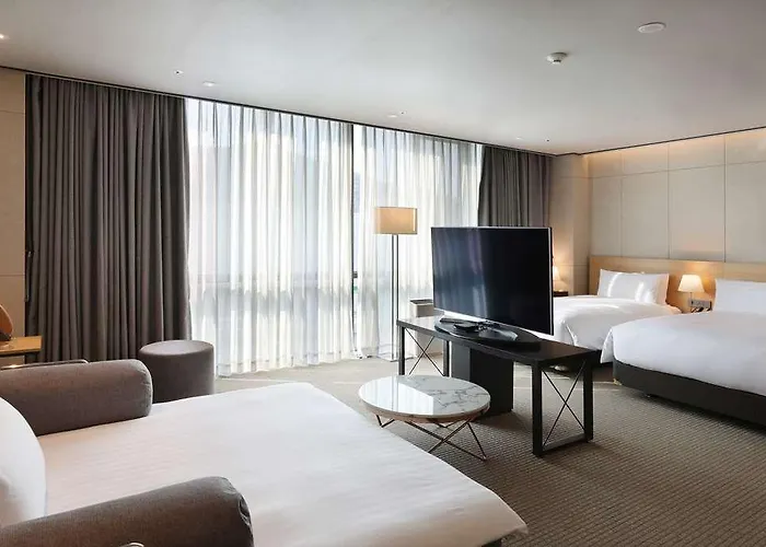 Orakai Cheonggyesan Hotel, Bw Premier Collection ホテル 4*