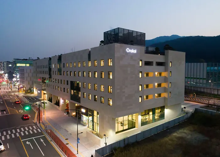 Otel Orakai Cheonggyesan Hotel, Bw Premier Collection 4*