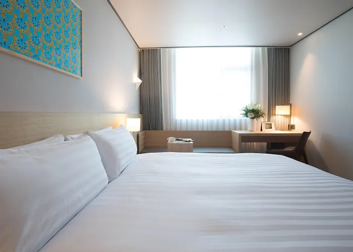 Orakai Cheonggyesan Hotel, Bw Premier Collection ホテル 4*