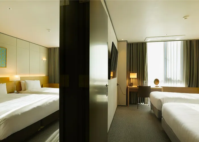 Orakai Cheonggyesan Hotel, Bw Premier Collection 4*