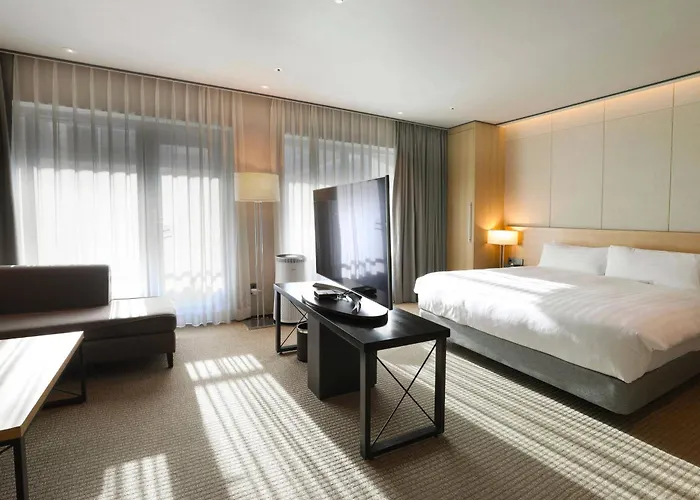 Orakai Cheonggyesan Hotel, Bw Premier Collection Otel