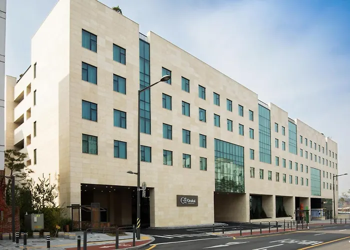 Orakai Cheonggyesan Hotel, Bw Premier Collection Otel Seul